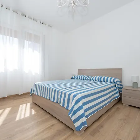 Napoleone - Realnova Apartment